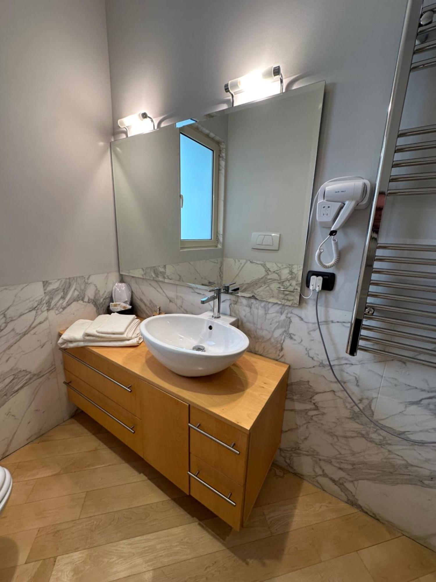 Villa Paola City Center , Luxury House In Town Centre Bari Bagian luar foto