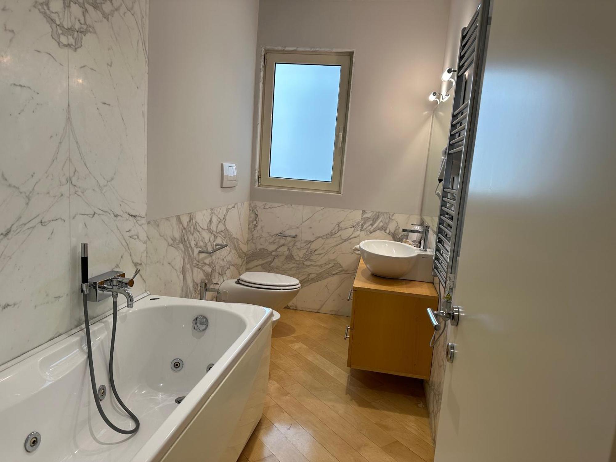 Villa Paola City Center , Luxury House In Town Centre Bari Bagian luar foto