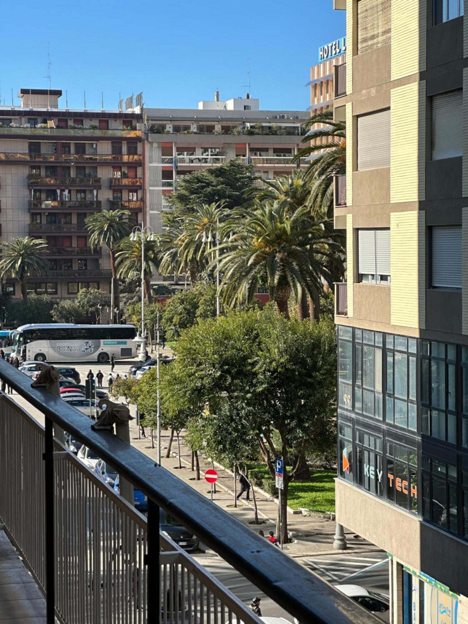 Villa Paola City Center , Luxury House In Town Centre Bari Bagian luar foto